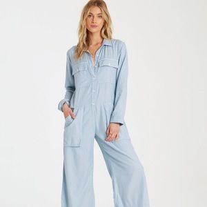 🌴🌼BILLABONG- WORK AT IT JUMPSUIT🌼🌴